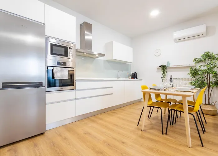 Insidehome Apartments - Val Central