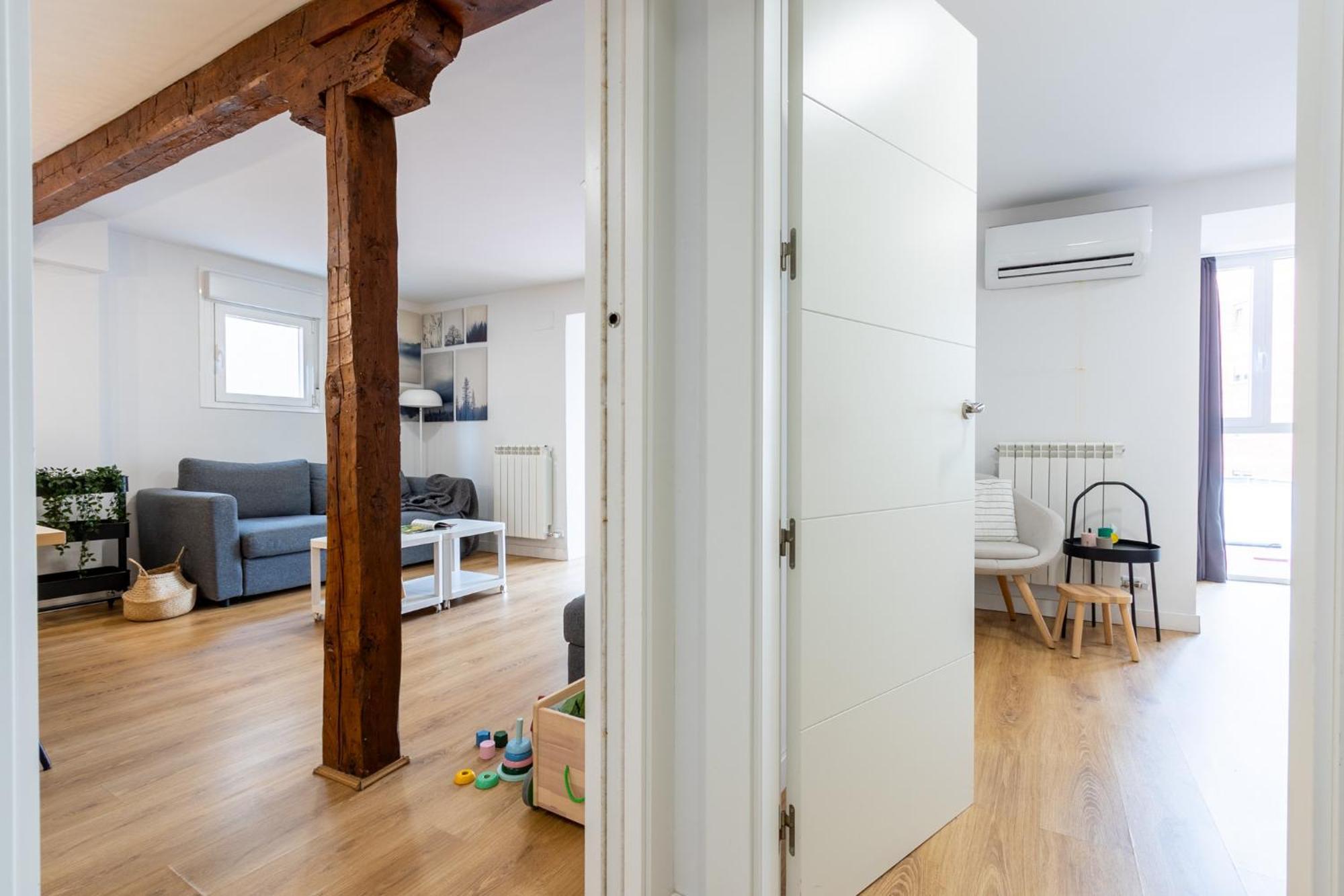 Insidehome - Val Apartment