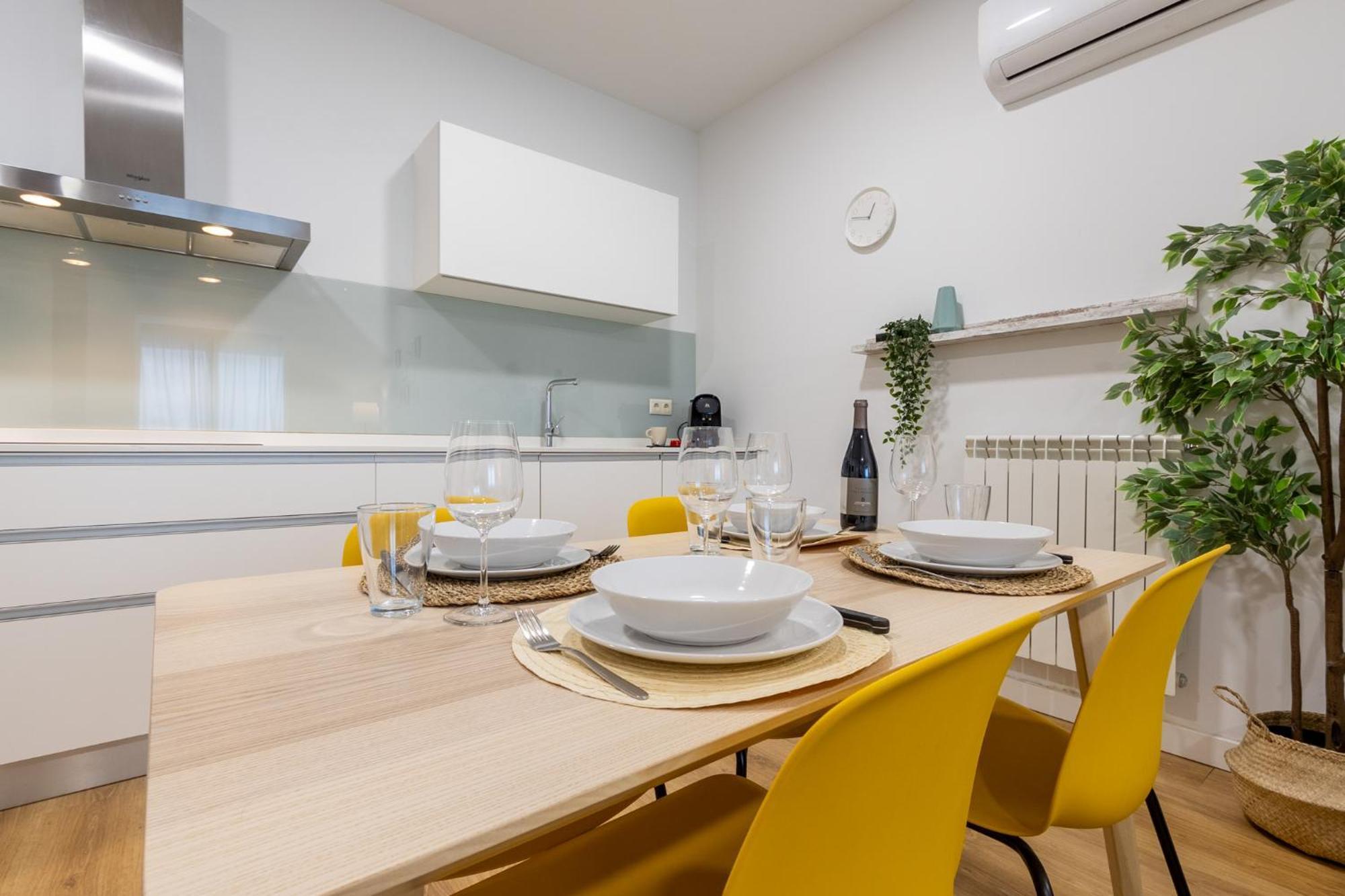 Insidehome - Val Apartment *
